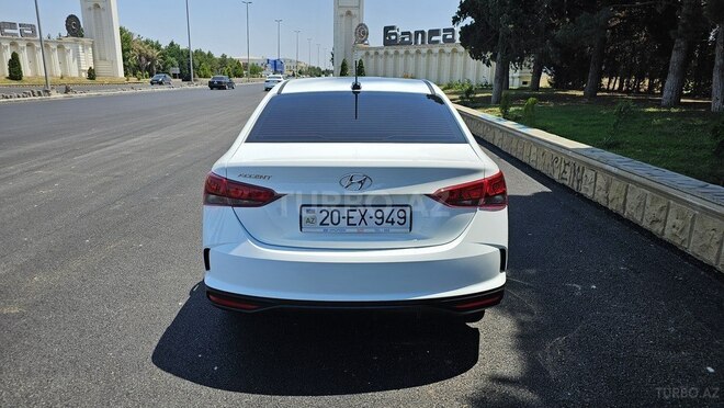 Hyundai Accent 2021, 90,000 km - 1.6 л - Gəncə