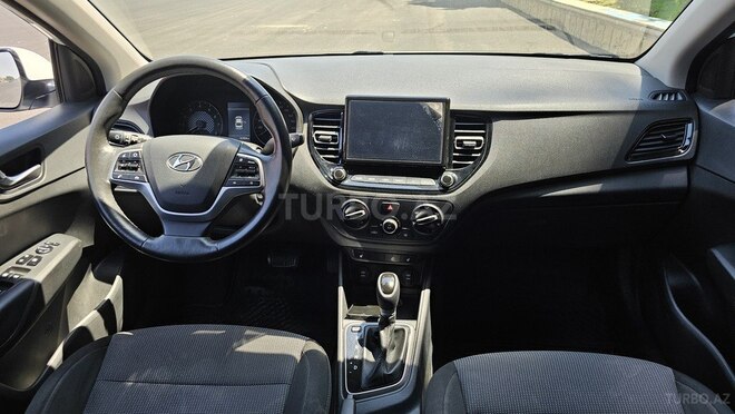Hyundai Accent 2021, 90,000 km - 1.6 л - Gəncə