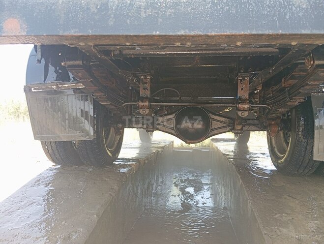 GAZ 12 ЗИМ 2002, 180,000 km - 2.4 l - Sabirabad
