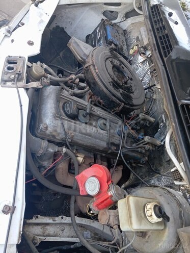 GAZ 12 ЗИМ 2002, 180,000 km - 2.4 l - Sabirabad