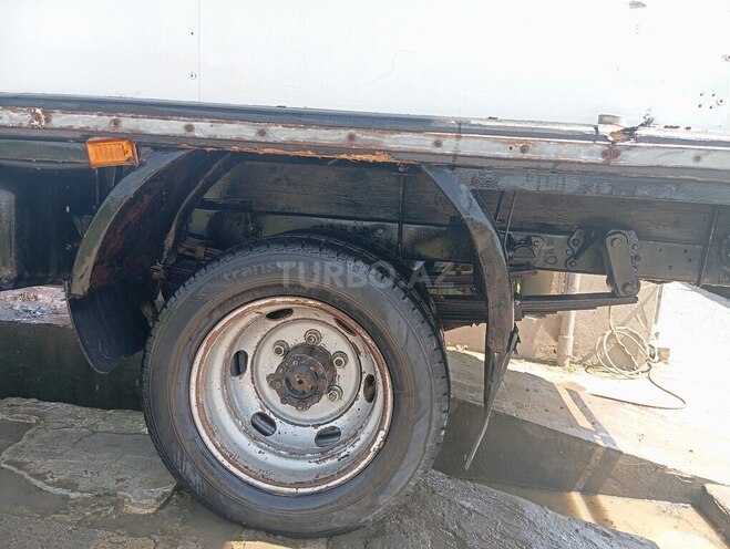 GAZ 12 ЗИМ 2002, 180,000 km - 2.4 l - Sabirabad