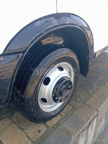 GAZ 12 ЗИМ 2002, 180,000 km - 2.4 l - Sabirabad