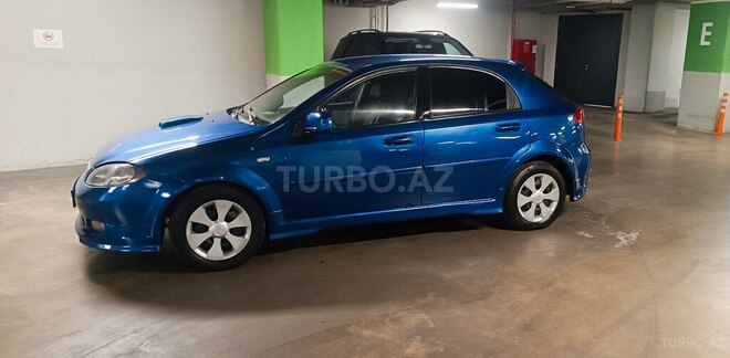 Chevrolet Lacetti-8