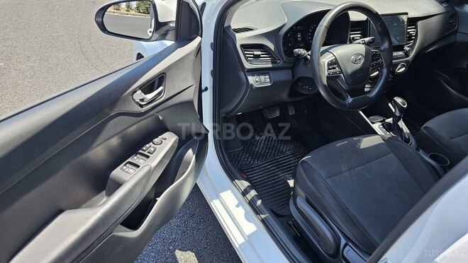 Hyundai Accent 2021, 90,000 km - 1.6 л - Gəncə