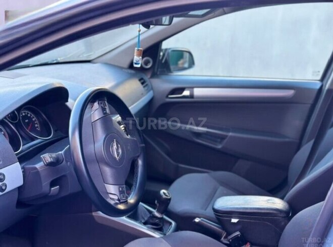 Opel Astra 2006, 402,360 km - 1.3 l - İsmayıllı