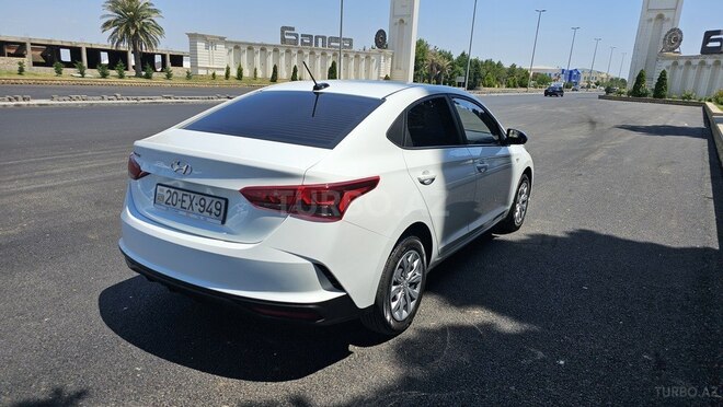 Hyundai Accent 2021, 90,000 km - 1.6 л - Gəncə