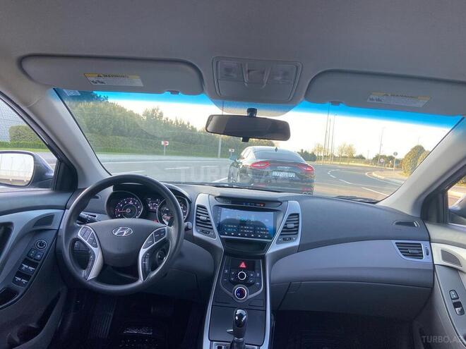 Hyundai Elantra 2015, 157,000 km - 1.8 l - Bakı