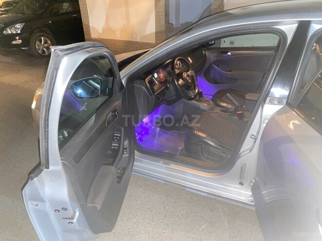 Volkswagen Jetta 2011, 190,000 km - 2.0 l - Bakı
