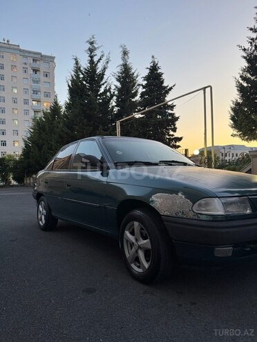 Opel Astra 1996, 561,000 km - 1.7 l - Balakən