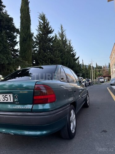 Opel Astra 1996, 561,000 km - 1.7 l - Balakən
