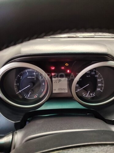 Toyota Land Cruiser Prado 2013, 205,000 km - 2.7 л - Bakı