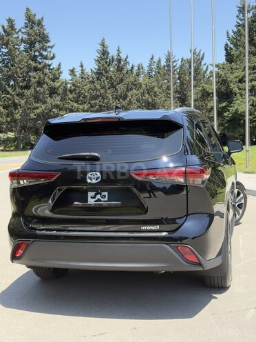 Toyota Highlander 2021, 99,000 km - 2.5 l - Bakı