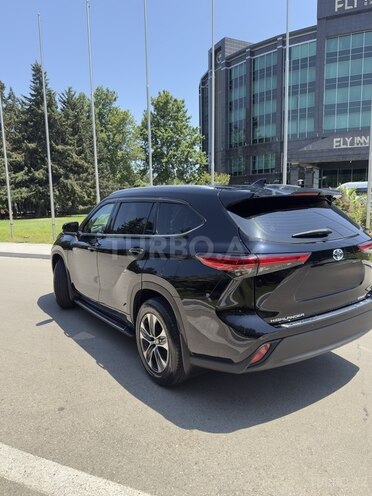 Toyota Highlander 2021, 99,000 km - 2.5 l - Bakı