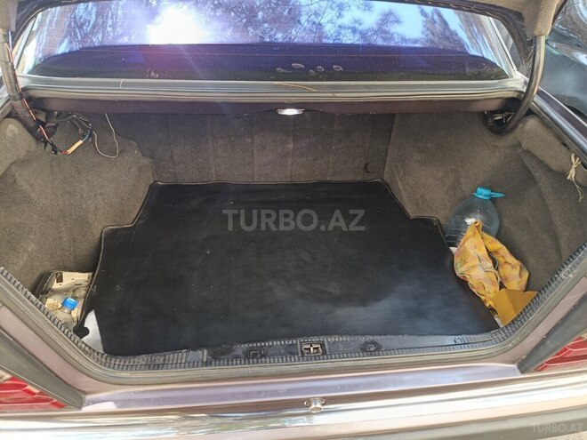 Mercedes E 200 1992, 258,956 km - 2.0 l - Bakı