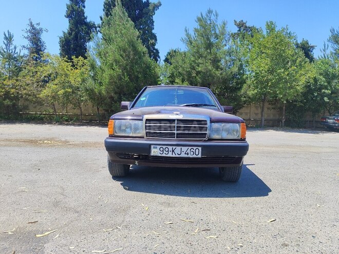Mercedes 190 1989, 489,500 km - 2.0 l - Saatlı
