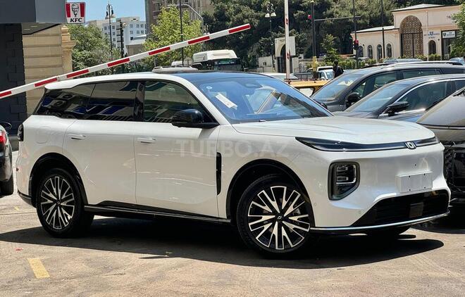 Changan Qiyuan Q07-8