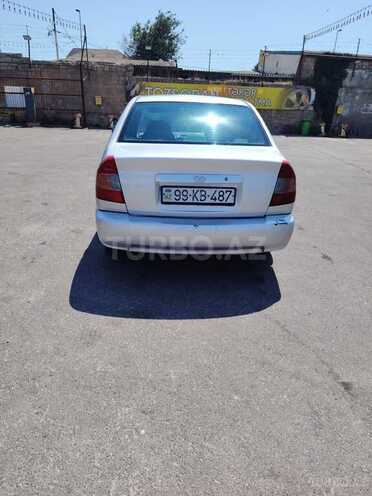 Hyundai Accent 2002, 300,000 km - 1.6 l - Bakı