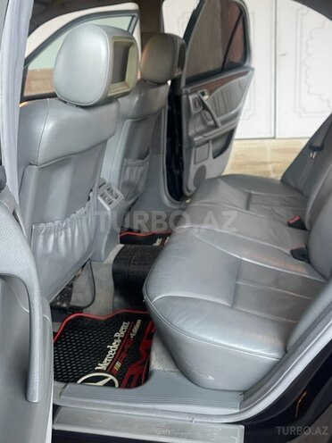 Mercedes E 220 d 2001, 442,000 km - 2.2 l - Neftçala
