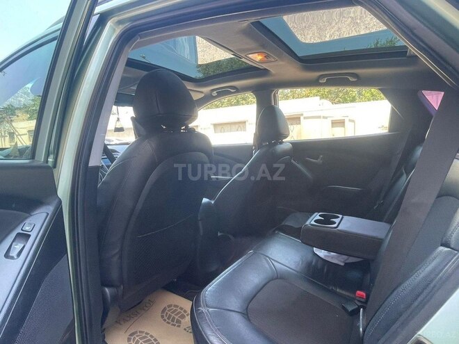 Hyundai ix35 2010, 187,000 km - 2.0 л - Bakı
