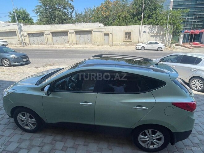 Hyundai ix35 2010, 187,000 km - 2.0 л - Bakı