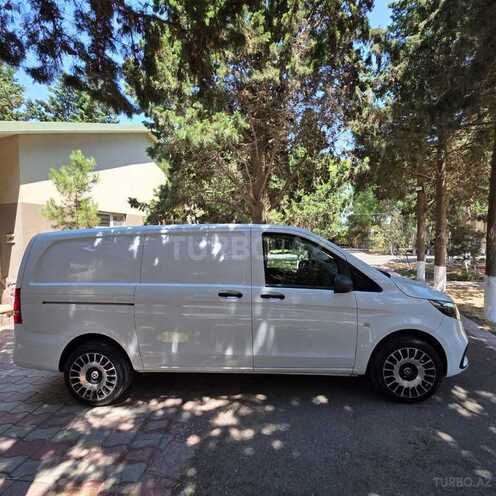 Mercedes Vito 2017, 356,000 km - 2.2 л - Bakı