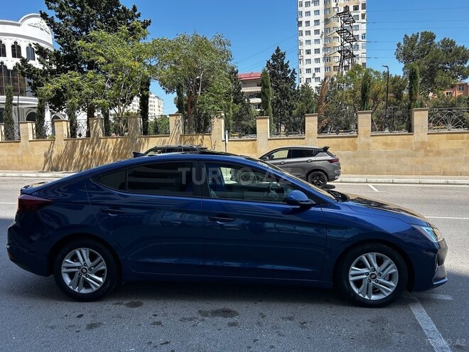 Hyundai Elantra 2019, 137,000 km - 2.0 l - Bakı