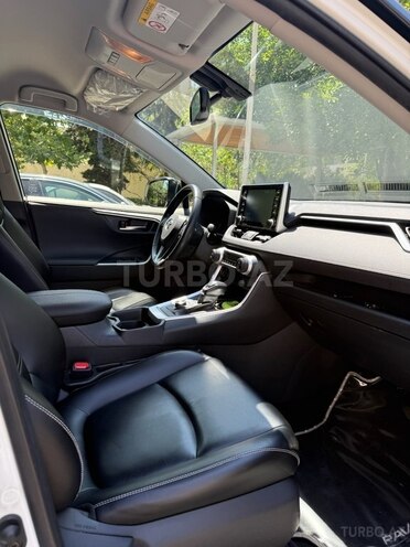 Toyota RAV4 2021, 43,000 km - 2.5 л - Bakı