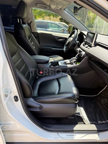 Toyota RAV4 2021, 43,000 km - 2.5 л - Bakı