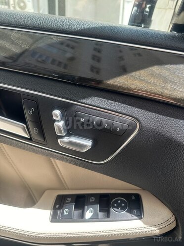 Mercedes E 200 2014, 284,000 km - 2.0 l - Bakı