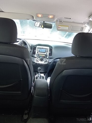 Hyundai i30 2009, 283,633 km - 1.4 л - Qəbələ
