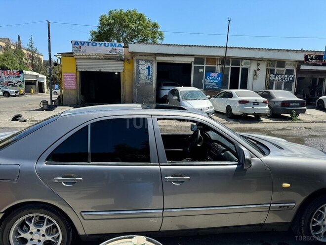 Mercedes E 230 1995, 500,000 km - 2.3 l - Bakı