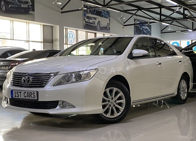 Toyota Camry-4