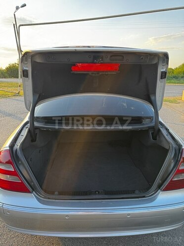Mercedes E 270 2003, 600,000 km - 2.7 l - Bakı