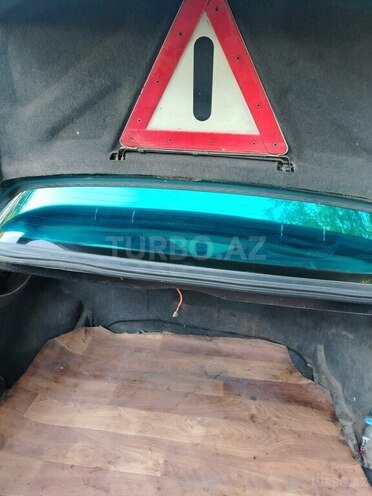 Mercedes E 230 1993, 167,000 km - 2.3 l - Qazax