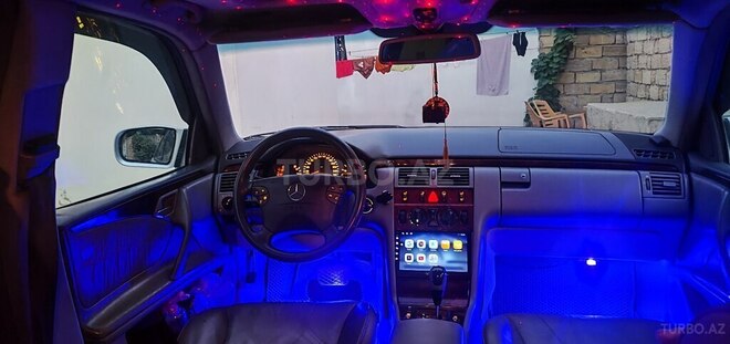 Mercedes E 270 2000, 400,000 km - 2.7 l - Bakı