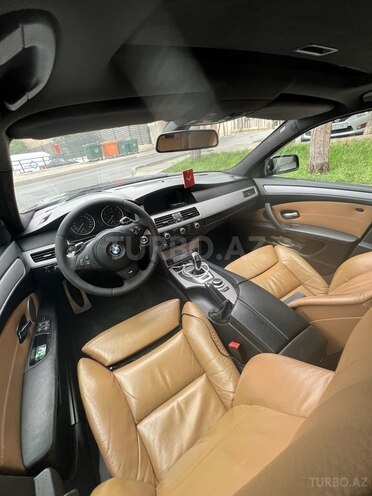 BMW 530-11