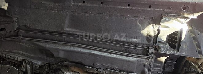 Mercedes E 270 2000, 400,000 km - 2.7 l - Bakı