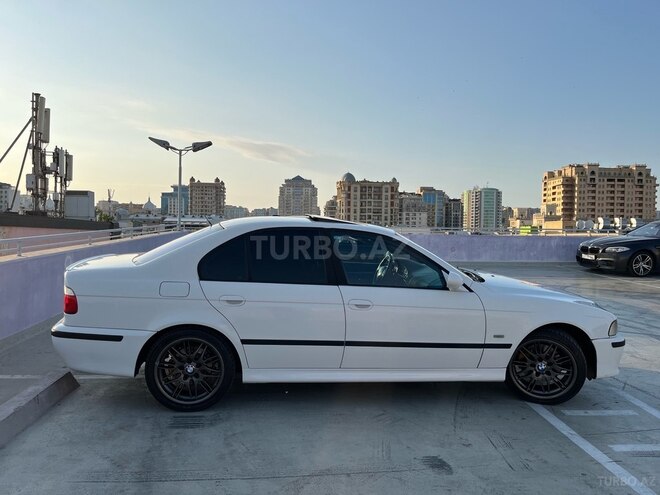 BMW 530 2001, 263,000 km - 3.0 l - Bakı