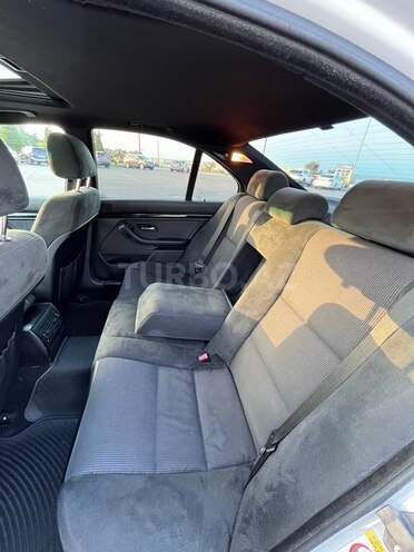 BMW 530 2001, 263,000 km - 3.0 l - Bakı