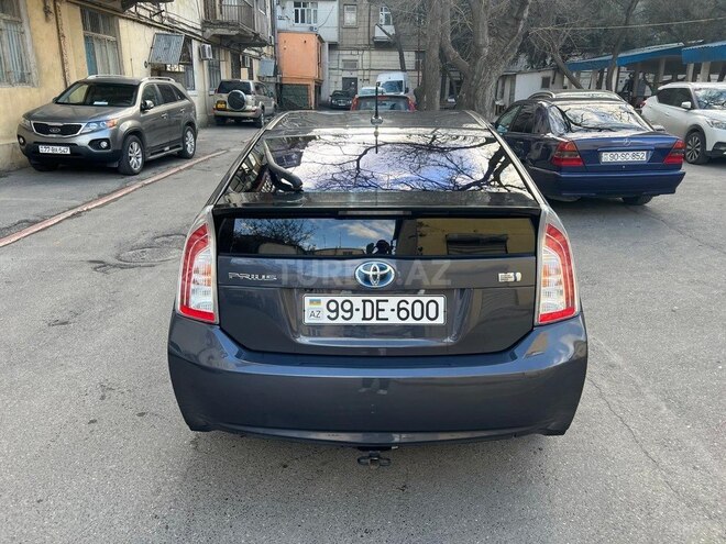 Toyota Prius 2013, 224,000 km - 1.8 l - Bakı