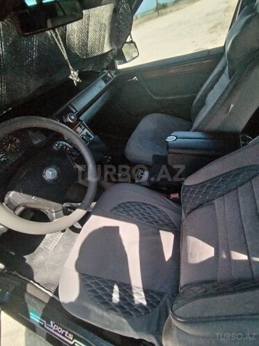 Mercedes E 220 1994, 432,200 km - 2.2 л - Sumqayıt