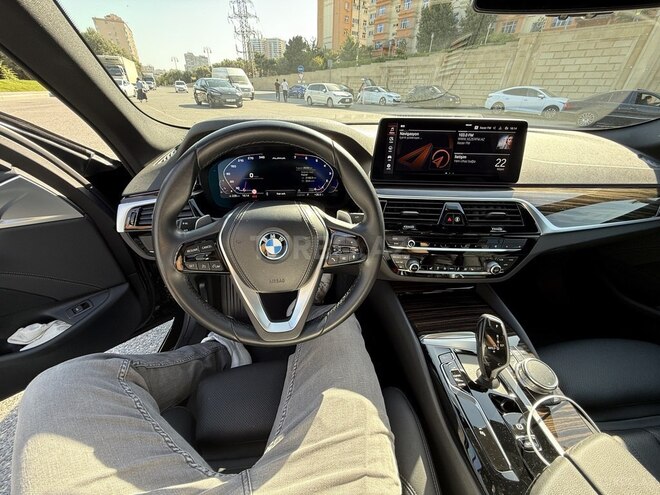 BMW 530-17