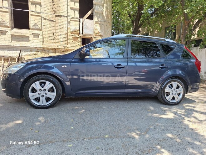 Kia  2008, 479,500 km - 1.6 л - Bakı