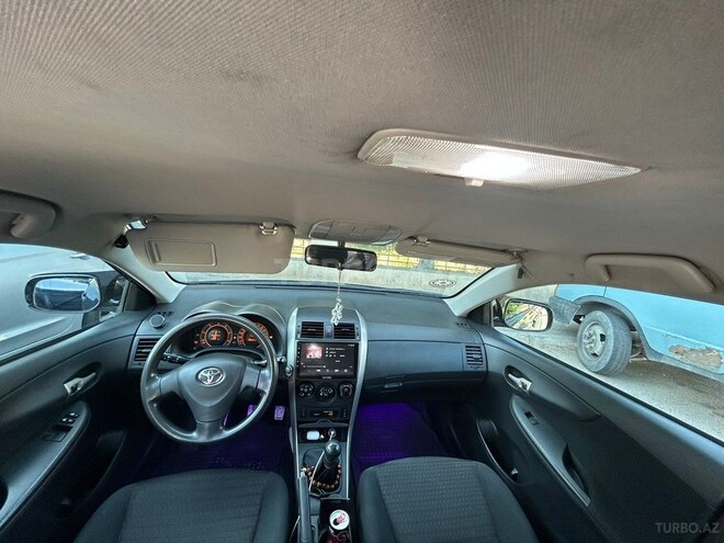 Toyota Corolla 2007, 268,000 km - 1.4 l - Bakı