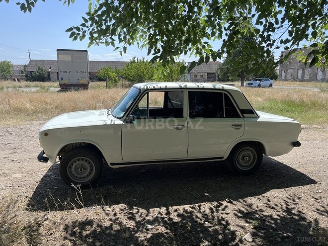 LADA (VAZ) 21011 1981, 50,000 km - 1.3 l - Qazax