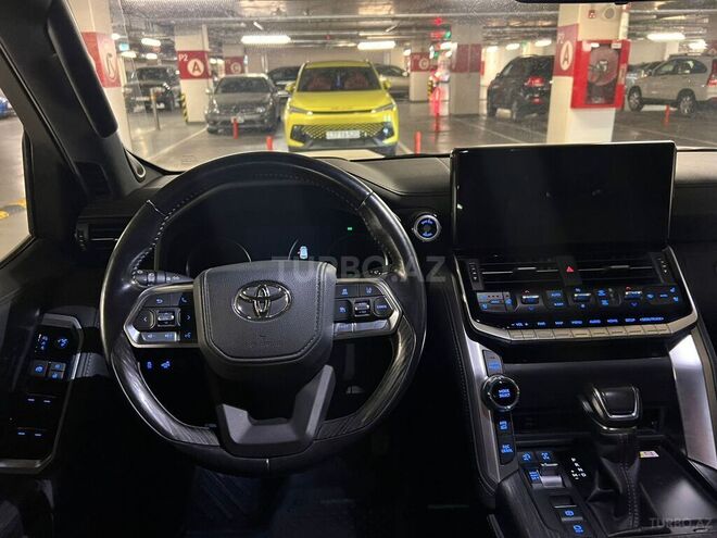 Toyota Land Cruiser 2021, 92,000 km - 3.3 l - Bakı