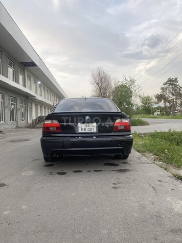 BMW 530 2001, 310,000 km - 3.0 l - Göyçay