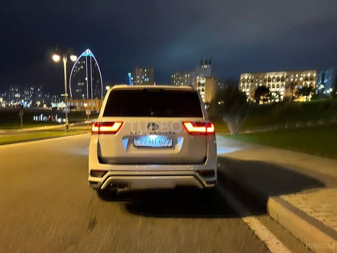 Toyota Land Cruiser 2021, 92,000 km - 3.3 l - Bakı