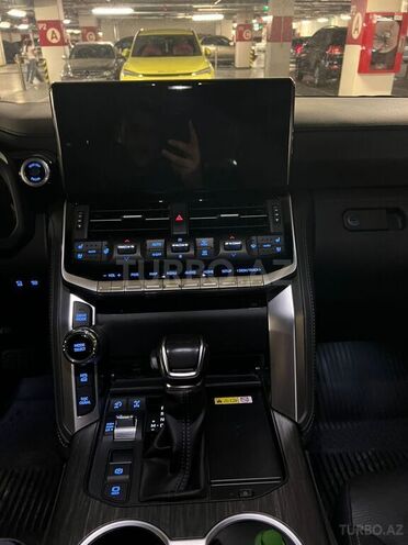Toyota Land Cruiser 2021, 92,000 km - 3.3 l - Bakı