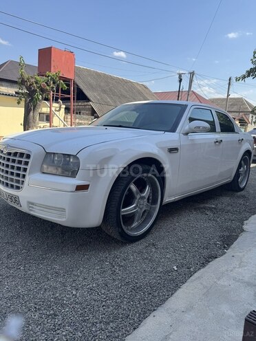 Chrysler 300C-3